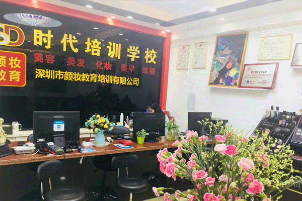 1623044248882923.gif 05.gif