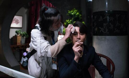 去劇組當化妝師很難嗎_惠州劇組化妝師培訓 去劇組當化妝師很難嗎_惠州劇組化妝師培訓